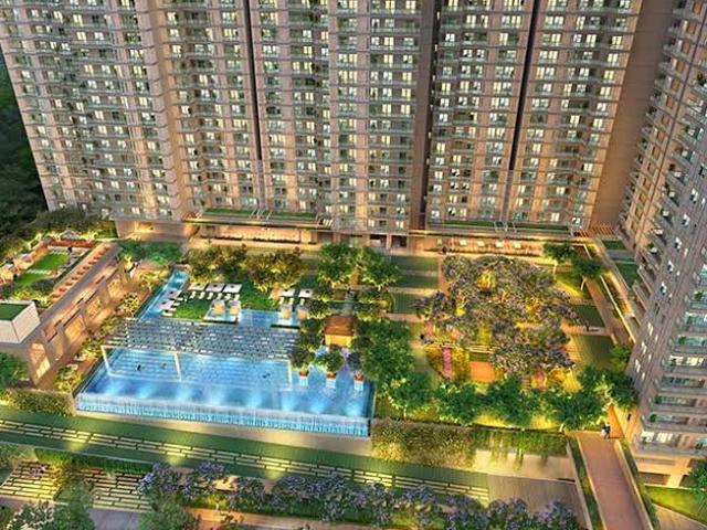 Resale | 4 BHK 3900 Sq.Ft. Apartment in DLF The Arbour