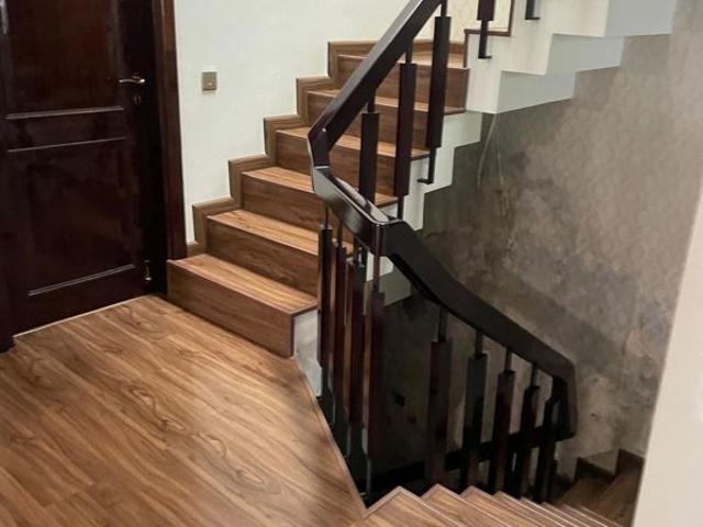 Resale | 4 BHK + 4000 Sq.Ft. Villa in Vipul Tatvam Villas