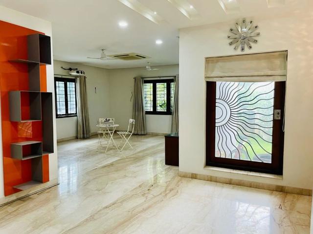 Resale | 4 BHK + 4000 Sq.Ft. Villa in Aditya Fort View