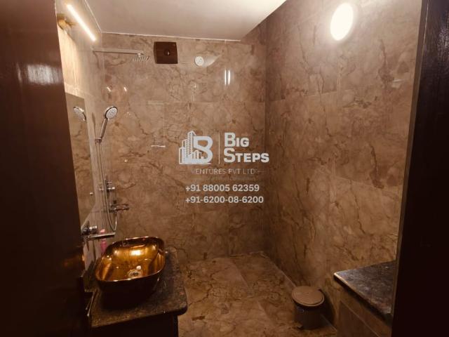 Resale | 4 BHK 4252 Sq.Ft. Apartment in Homeland Buildwell Heights