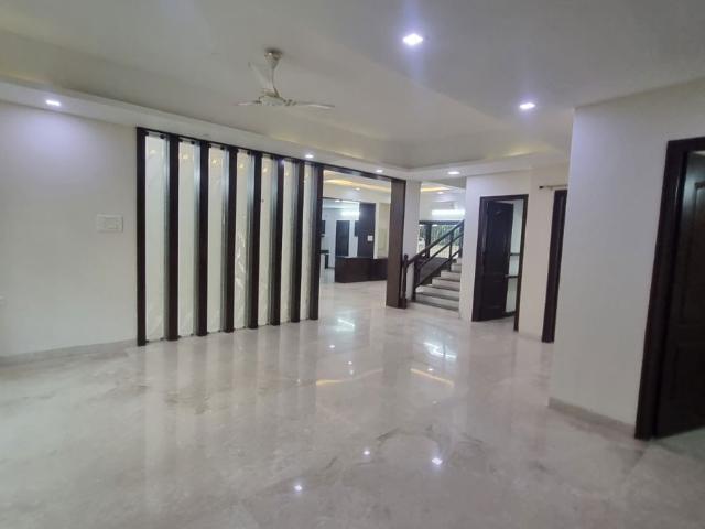 Resale | 4 BHK 4400 Sq.Ft. Villa in Narsingi