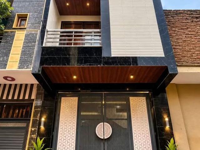 Resale | 4 BHK + 455 Sq.Ft. Independent House in Uttam Nagar