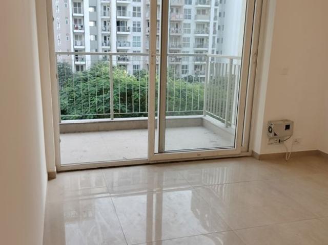 Resale | 4 BHK + 4848 Sq.Ft. Apartment in Experion Windchants