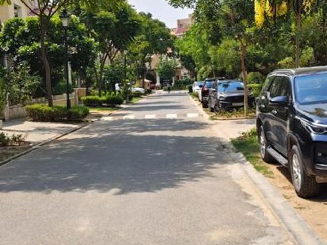 Resale | 4 BHK + 5605 Sq.Ft. Villa in Emaar Marbella