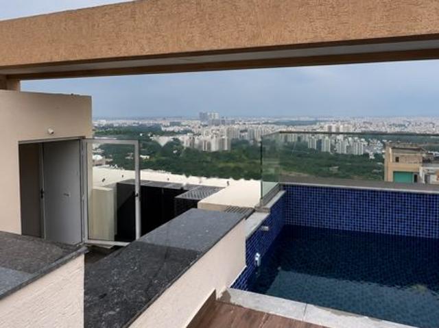 Resale | 4 BHK 7619 Sq.Ft. Apartment in Auro The Pearl