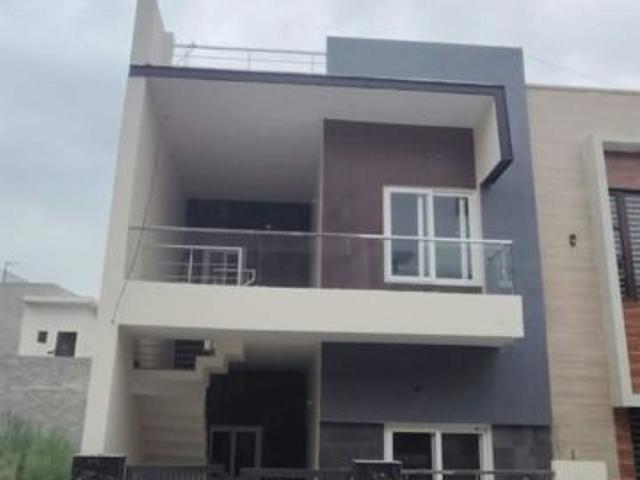 Resale | 4 BHK 86 Sq.Yd. Villa in Kharar Road