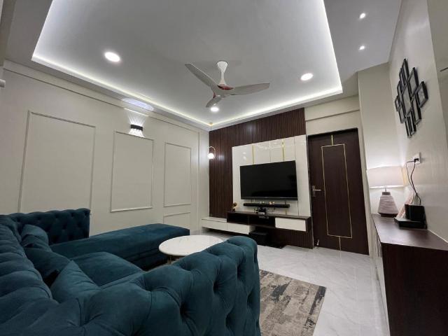 Resale | 4 BHK + Basement 1700 Sq.Ft. Apartment in Kolte Patil Pink City
