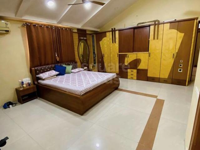 Resale | 4 BHK + Extra Room 408 Sq.Yd. Villa in NIBM