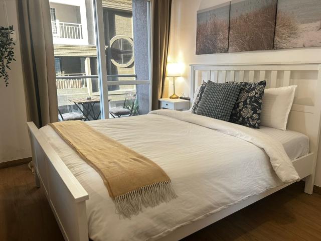 Resale | 4 BHK + Extra Room 4440 Sq.Ft. Apartment in Marvel Sonnet