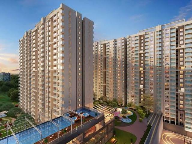 Resale | 4 BHK + Extra Room 1400 Sq.Ft. Apartment in Gera Planet Of Joy