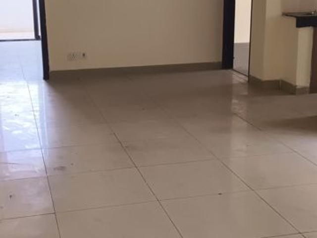 Resale | 4 BHK + Extra Room 1695 Sq.Ft. Apartment in Ajnara Grace