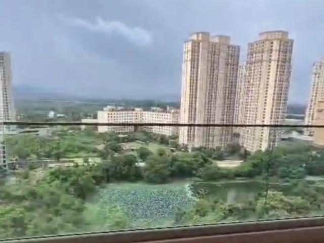 Resale | 4 BHK + Extra Room 1764 Sq.Ft. Apartment in Hiranandani Lake Enclave Glendale