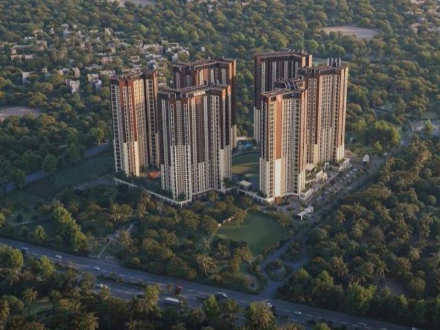 Resale | 4 BHK + Extra Room 2415 Sq.Ft. Apartment in High Grounds
