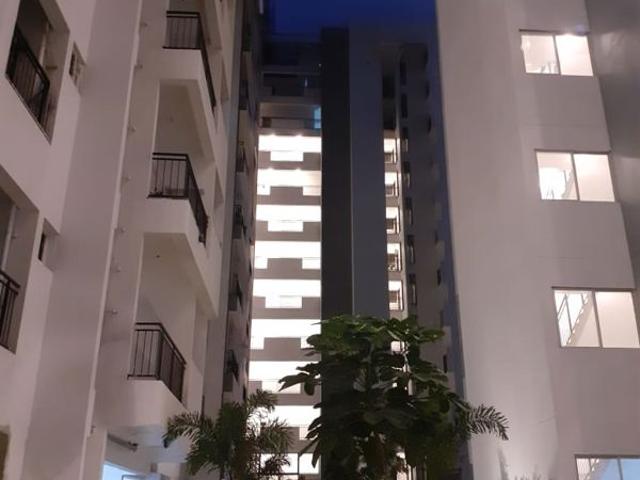 Resale | 4 BHK + Extra Room 2500 Sq.Ft. Apartment in Mahalakshmipuram