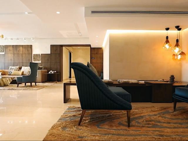 Resale | 4 BHK + Servant Room,Extra Room 2594 Sq.Ft. Apartment in Bandra Kurla Complex