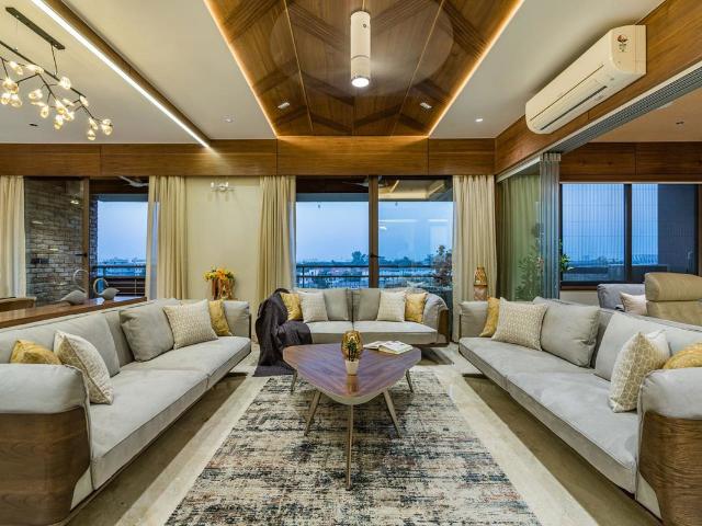 Resale | 4 BHK + Servant Room,Extra Room 3000 Sq.Ft. Apartment in ANP Privado