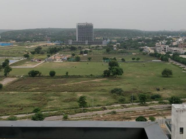 Resale | 4 BHK + Servant Room,Extra Room 3230 Sq.Ft. Apartment in M3M Mansion