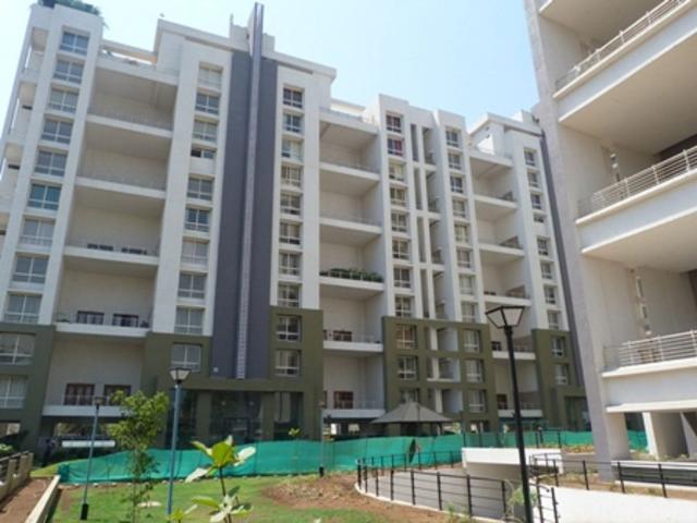 Resale | 4 BHK + Servant Room,Extra Room 4500 Sq.Ft. Apartment in Marvel Diva 2