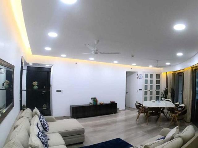 Resale | 4 BHK + Servant Room,Store Room 2309 Sq.Ft. Apartment in Lodha World Crest