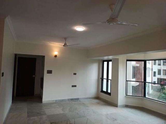 Resale | 4 BHK + Servant Room,Study Room 1740 Sq.Ft. Apartment in Prabhadevi CHS