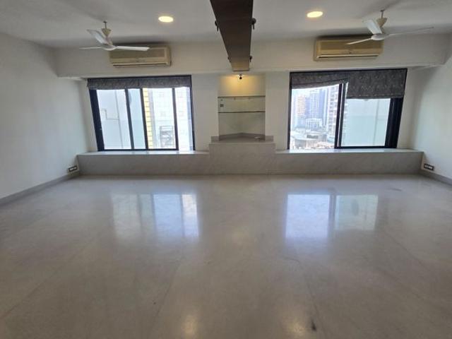 Resale | 4 BHK + Servant Room,Study Room 1890 Sq.Ft. Apartment in Prabhadevi CHS