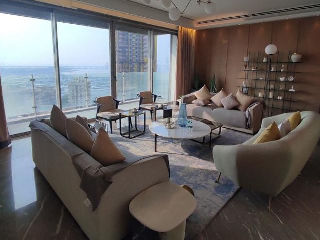 Resale | 4 BHK + Servant Room,Study Room 2340 Sq.Ft. Apartment in Hubtown 25 South