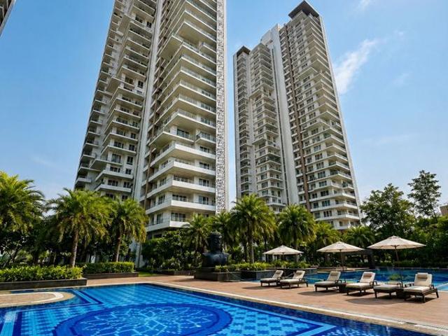 Resale | 4 BHK + Servant Room,Study Room 2600 Sq.Ft. Apartment in Puri Emerald Bay