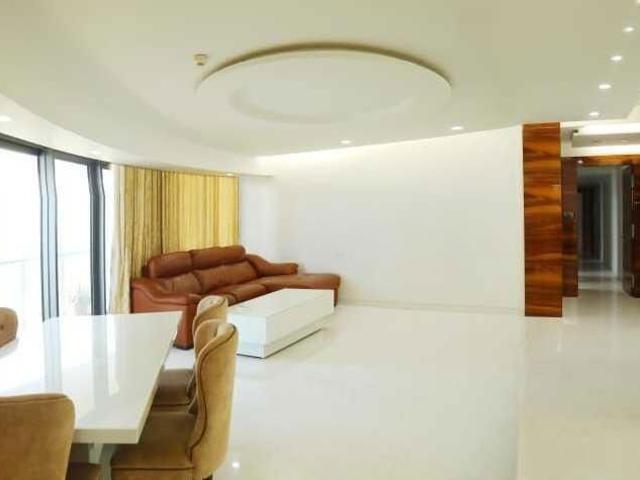 Resale | 4 BHK + Servant Room,Study Room 2780 Sq.Ft. Apartment in Lodha The World Towers World One Tier 2