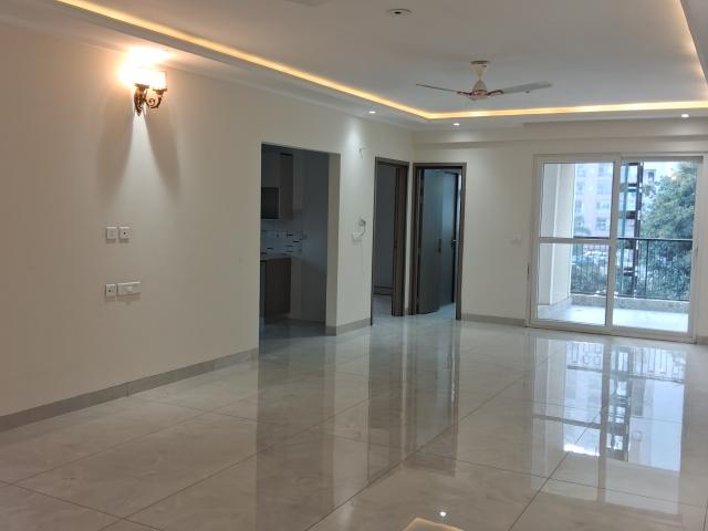 Resale | 4 BHK + Servant Room,Study Room 2895 Sq.Ft. Apartment in SG Vista