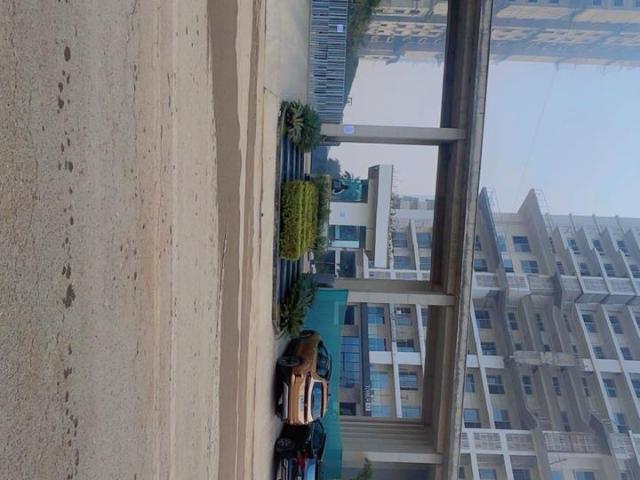 Resale | 4 BHK + Servant Room,Study Room 3300 Sq.Ft. Apartment in Godrej Palm Retreat