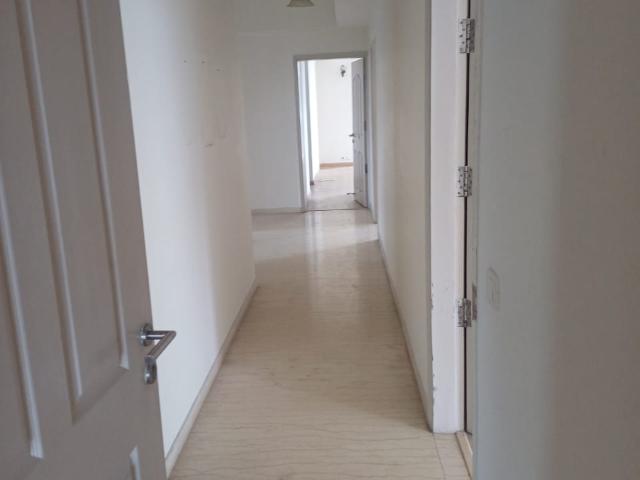 Resale | 4 BHK + Servant Room,Study Room 3600 Sq.Ft. Apartment in Emaar The Palm Drive The Sky Terraces
