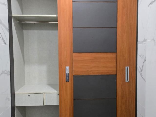 Resale | 4 BHK + Servant Room,Study Room 4256 Sq.Ft. Apartment in Homeland Buildwell Heights