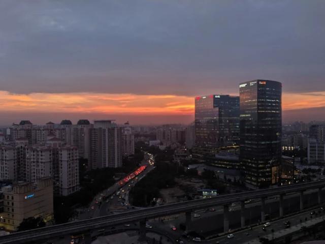 Resale | 4 BHK + Servant Room,Study Room 4200 Sq.Ft. Apartment in DLF The Belaire