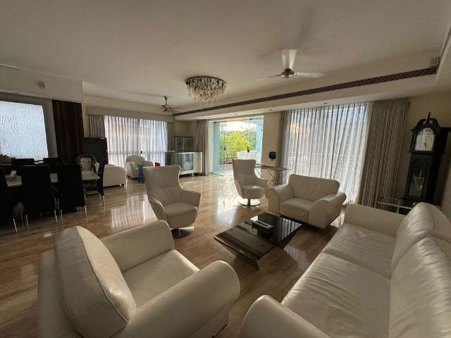 Resale | 4 BHK + Servant Room,Study Room 4640 Sq.Ft. Apartment in Marvel Diva 2