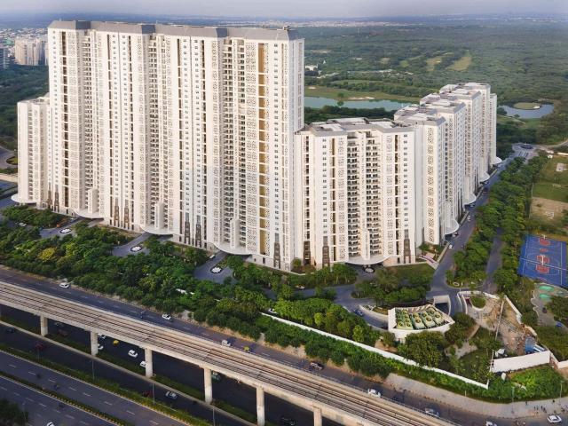 Resale | 4 BHK + Servant Room,Study Room 7400 Sq.Ft. Apartment in DLF The Camellias