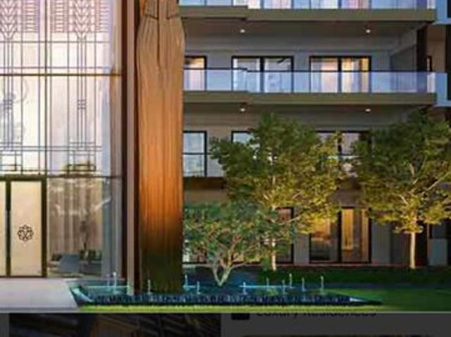Resale | 4 BHK + Servant Room,Study Room,Extra Room 4700 Sq.Ft. Apartment in Gulshan Dynasty