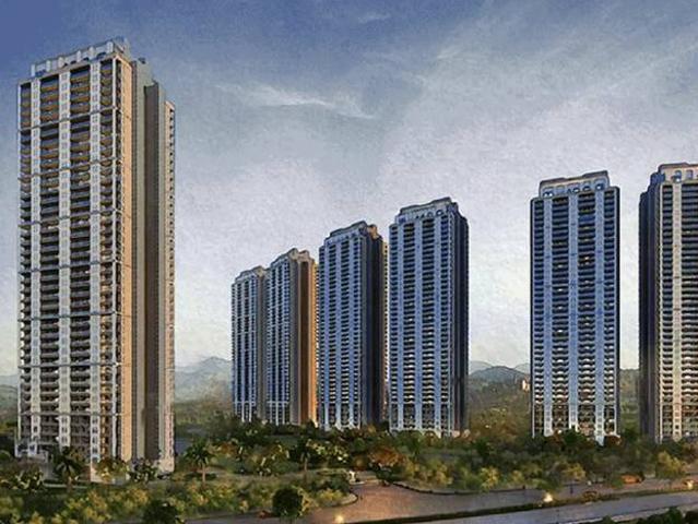 Resale | 4 BHK + Servant Room,Study Room,Extra Room 3577 Sq.Ft. Apartment in DLF Privana South