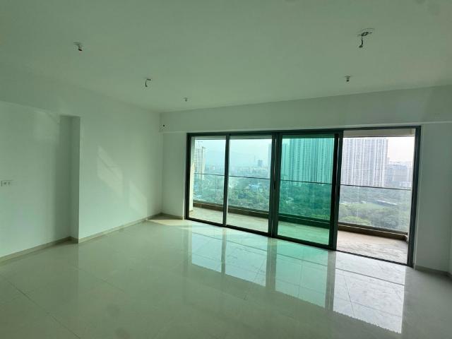 Resale | 4 BHK + Servant Room 1753 Sq.Ft. Apartment in Kalpataru Immensa H