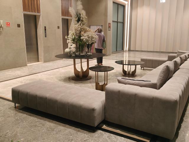 Resale | 4 BHK + Servant Room 1755 Sq.Ft. Apartment in Yashada Vivanta Vantage Twenty One