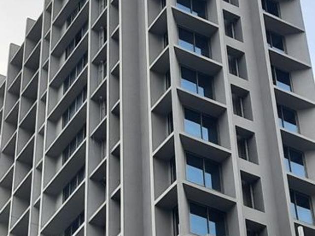 Resale | 4 BHK + Servant Room 1890 Sq.Ft. Apartment in Santacruz West