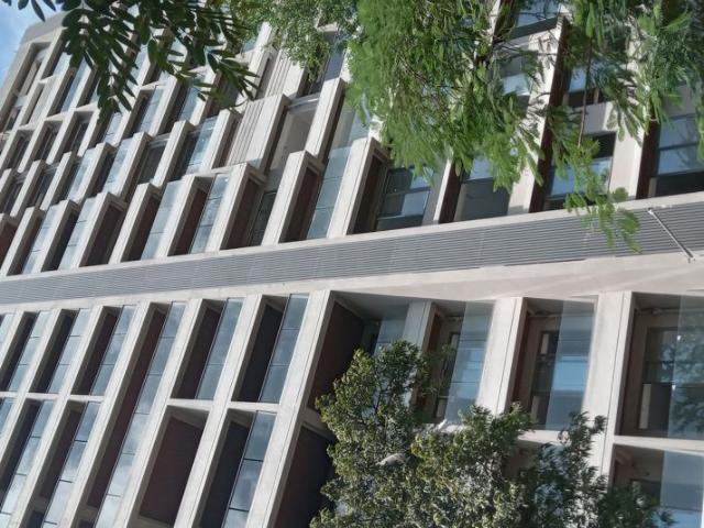 Resale | 4 BHK + Servant Room 1920 Sq.Ft. Apartment in Khar West