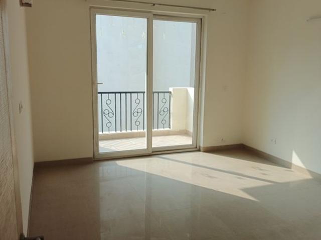 Resale | 4 BHK + Servant Room 1975 Sq.Ft. Apartment in Emaar Emerald Floors Premier