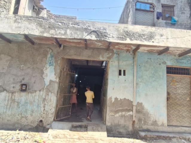 Resale | 4 BHK + Servant Room 120 Sq.Yd. Independent House in Sector 58