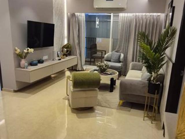 Resale | 4 BHK + Servant Room 1395 Sq.Ft. Apartment in Dosti Greenscape