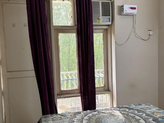 Resale | 4 BHK + Servant Room 2400 Sq.Ft. Apartment in The Divyalok Apartment