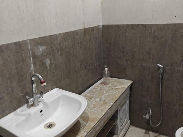 Resale | 4 BHK + Servant Room 2410 Sq.Ft. Apartment in Emaar MGF The Palm Drive Studios