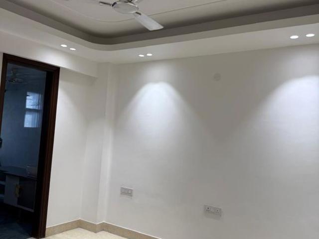 Resale | 4 BHK + Servant Room 2452 Sq.Ft. Apartment in Tata Primanti Tower Residences