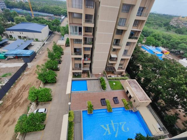 Resale | 4 BHK + Servant Room 2460 Sq.Ft. Apartment in Kolte Patil 24K Opula