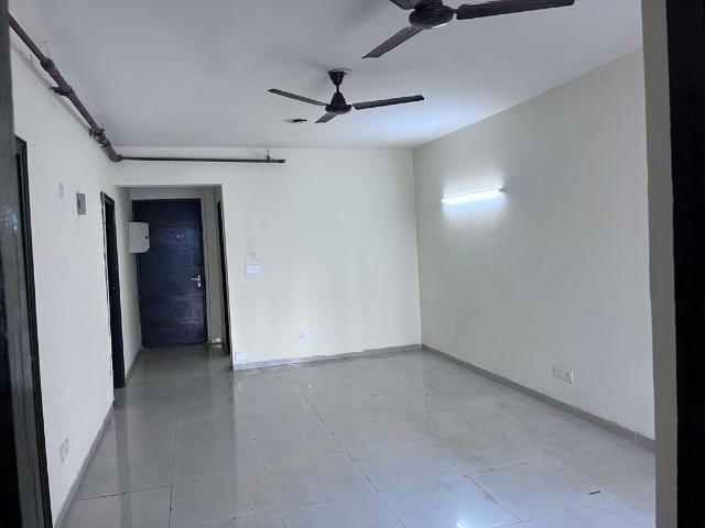 Resale | 4 BHK + Servant Room 2494 Sq.Ft. Apartment in Logix Blossom County