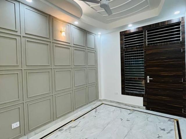 Resale | 4 BHK + Servant Room 2495 Sq.Ft. Apartment in T And T Eutopia Phase 1